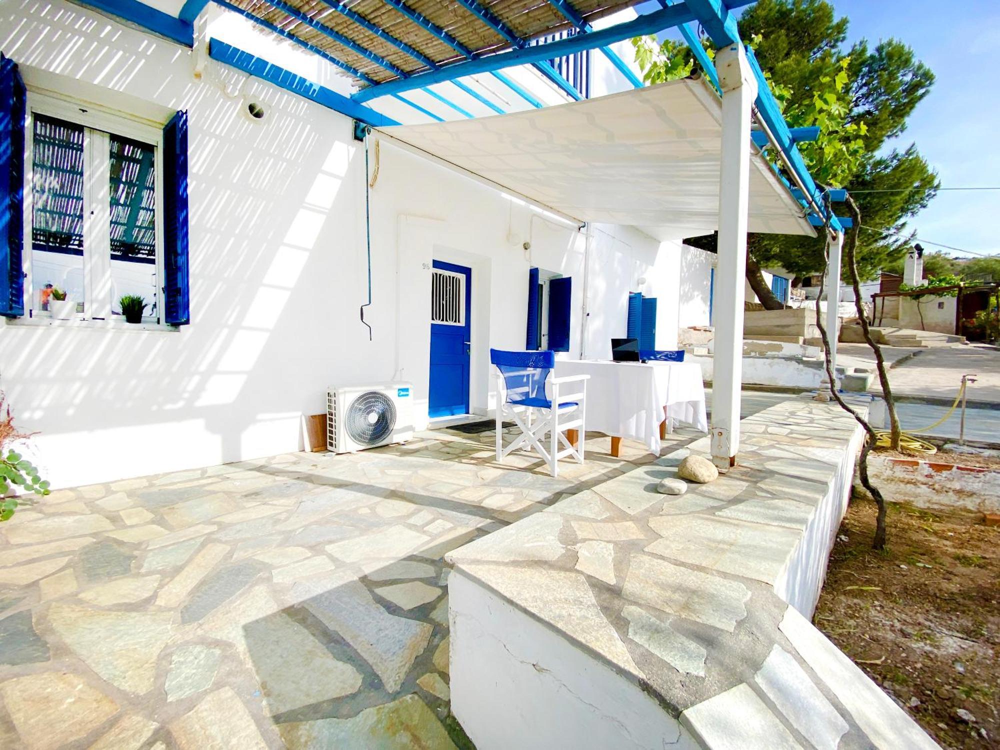 Loukia Studios & Suites Kini Exterior foto